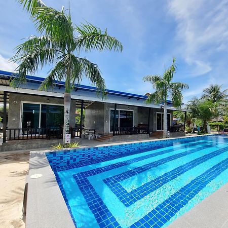 ต้นหว้ารีสอร์ท Chao Lao Beach Exterior foto
