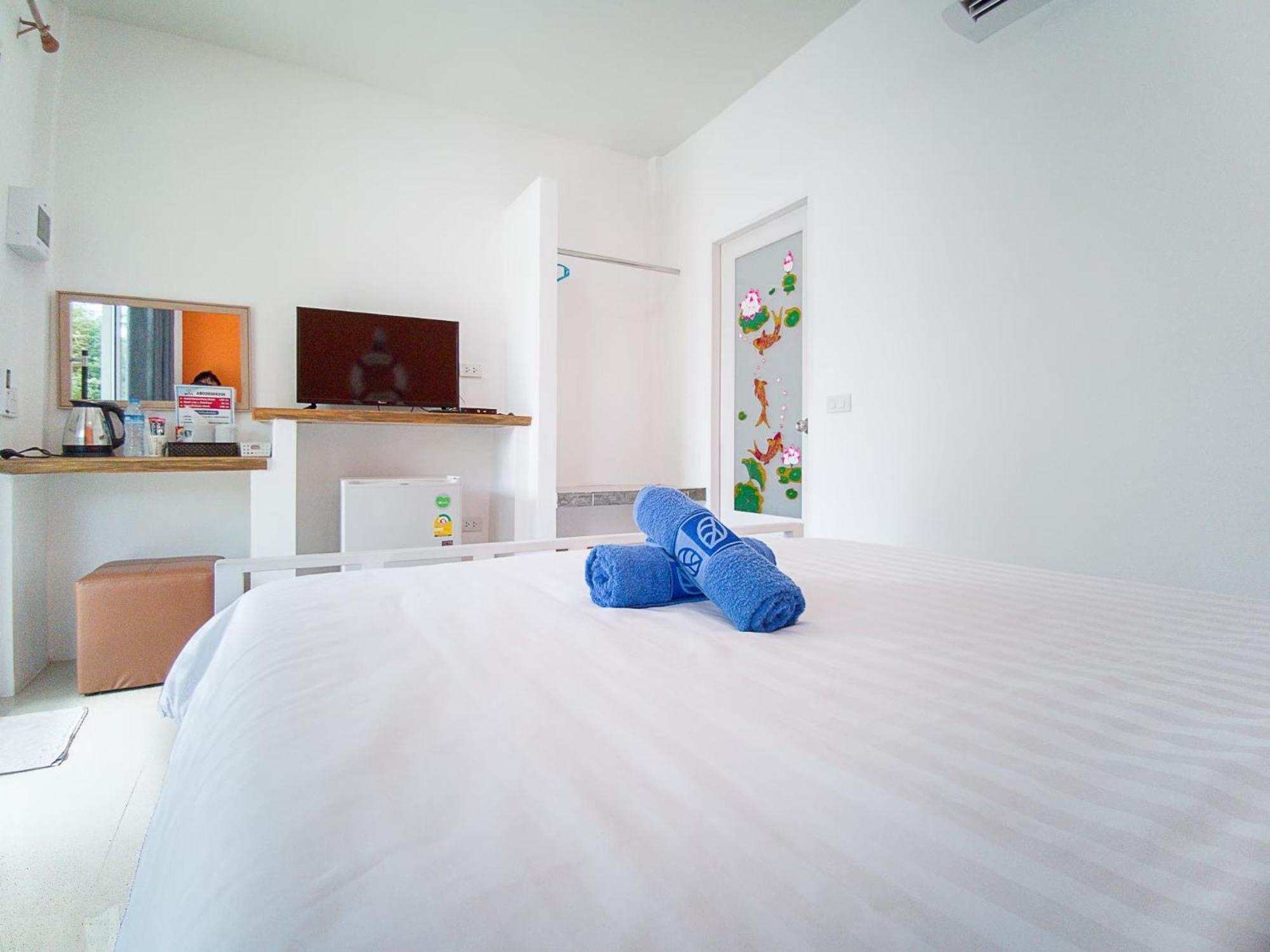 ต้นหว้ารีสอร์ท Chao Lao Beach Exterior foto