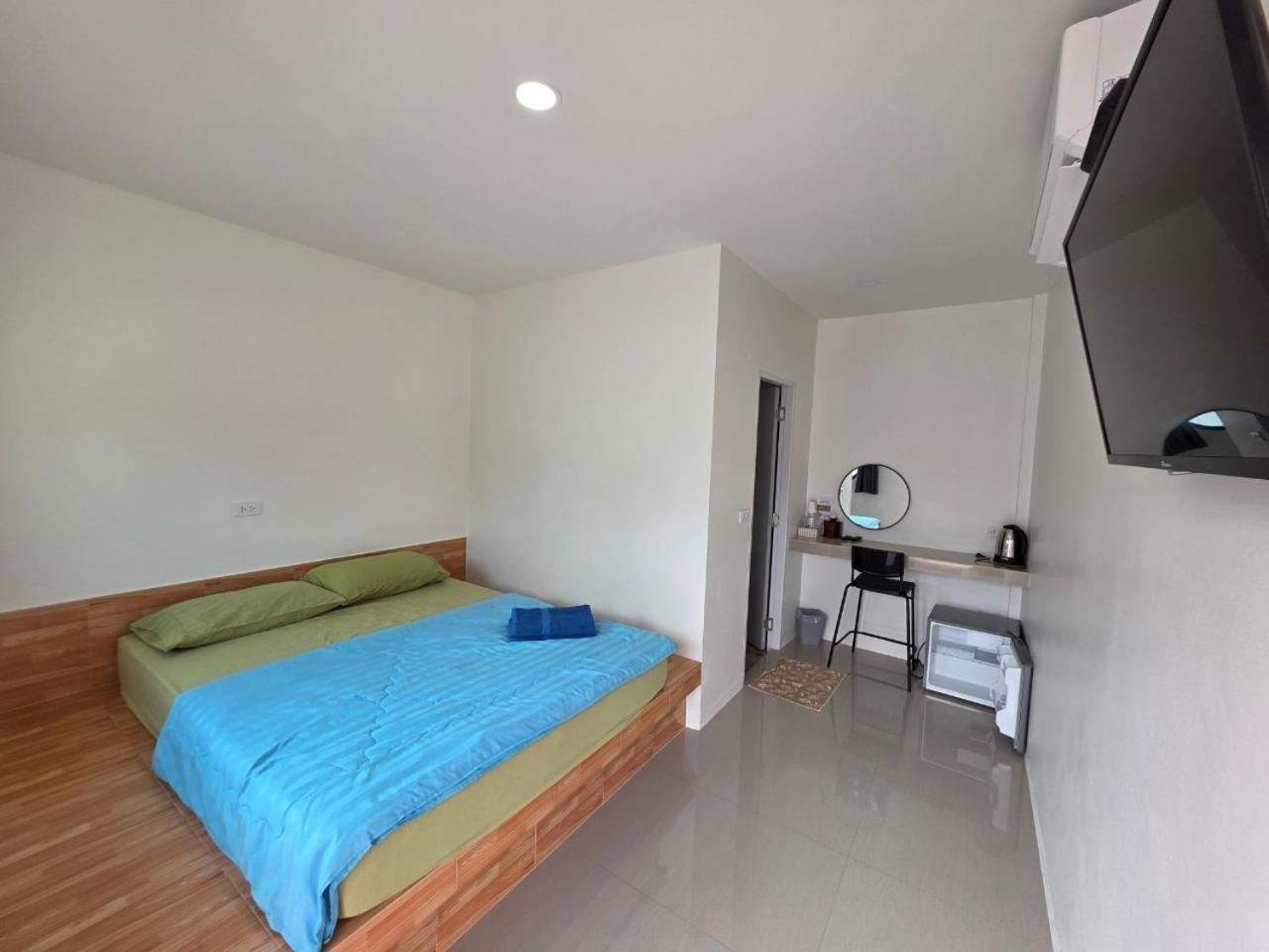 ต้นหว้ารีสอร์ท Chao Lao Beach Exterior foto